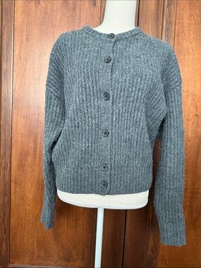 GAP Ribbed Button-Front Cardigan - Charcoal Gray